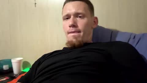 Snapshot of reggiemachete chatting on October 2025 08:16:02 AM reggiemachete online show from October 2025 08:16:02 AM