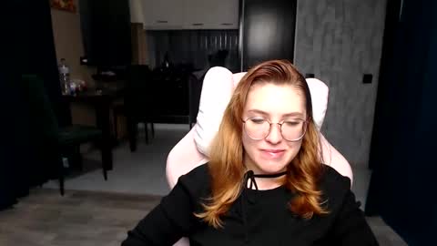 Regina online show from November 2025 01:28:02 AM