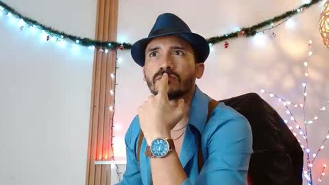   REIKO  online show from December 2025 04:35:02 PM