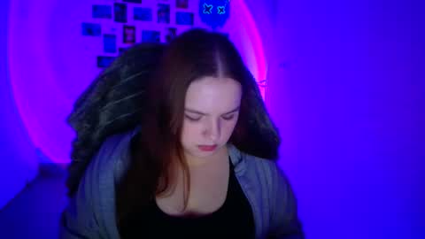 Snapshot of reinakitty_ chatting on February 2026 06:31:01 AM Reina online show from February 2026 06:31:01 AM