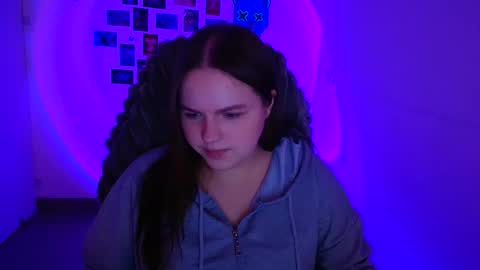 Snapshot of reinakitty_ chatting on February 2026 12:50:02 PM Reina online show from February 2026 12:50:02 PM