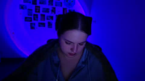 Snapshot of reinakitty_ chatting on February 2026 06:44:01 AM Reina online show from February 2026 06:44:01 AM