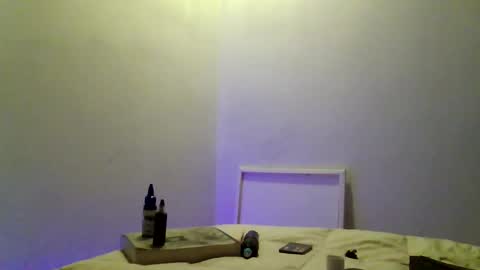 Snapshot of relaxxxitsart chatting on April 2026 04:10:02 AM armcandyishsoulfood online show from April 2026 04:10:02 AM