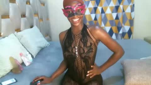 Snapshot of remmyqueen chatting on May 2026 08:47:02 PM remmyqueen online show from May 2026 08:47:02 PM