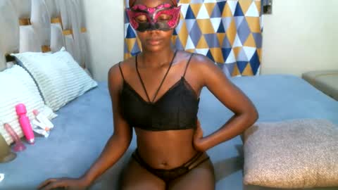 Snapshot of remmyqueen chatting on May 2026 01:57:16 AM remmyqueen online show from May 2026 01:57:16 AM