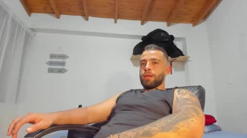 Rmy Steen online show from February 2025 11:37:01 PM