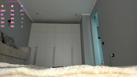 Ren online show from February 2026 04:01:02 AM