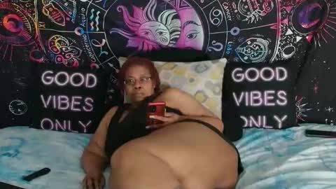 RenaeCumsAlot online show from April 2026 07:18:01 PM