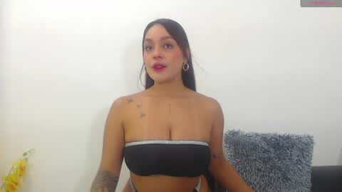 Snapshot of renatabrownn28 chatting on July 2026 08:39:02 AM renatabrownn28 online show from July 2026 08:39:02 AM