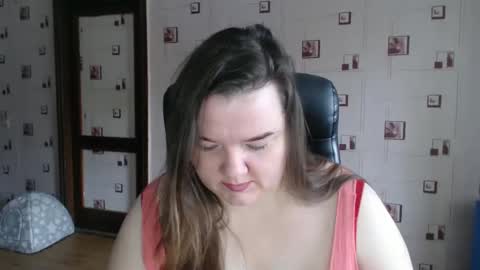 renataoia online show from December 2024 11:07:02 AM