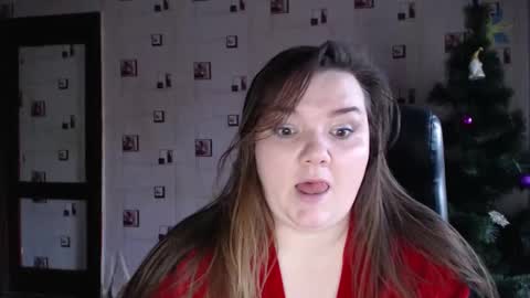 renataoia online show from January 2025 12:24:01 PM