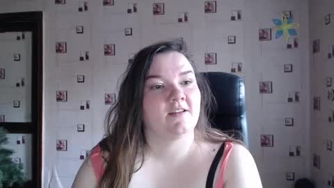 renataoia online show from January 2025 12:17:01 PM