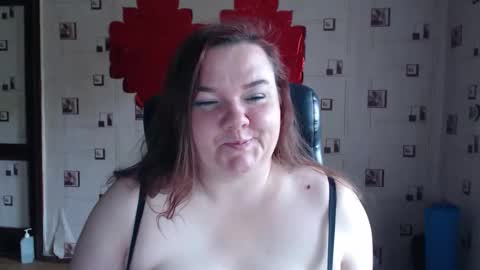 renataoia online show from September 2025 06:25:02 AM