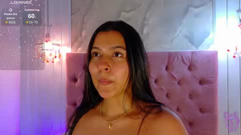 Snapshot of renatapeach chatting on June 2026 03:20:02 AM RenataPeach online show from June 2026 03:20:02 AM