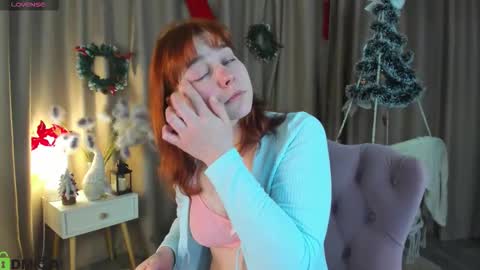 rene_shine online show from December 2025 03:42:01 PM