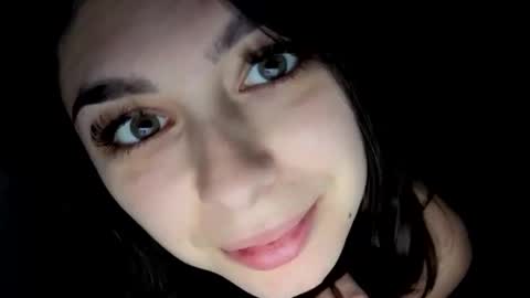 Snapshot of renee_loah chatting on October 2025 09:14:02 PM renee_loah online show from October 2025 09:14:02 PM
