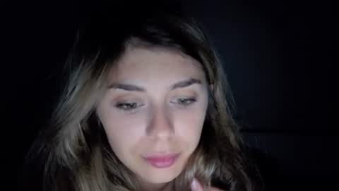 Snapshot of renee_loah chatting on June 2026 11:47:02 PM renee_loah online show from June 2026 11:47:02 PM