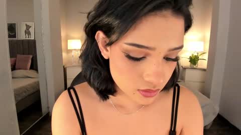 Renee Shelby online show from February 2025 07:49:01 PM