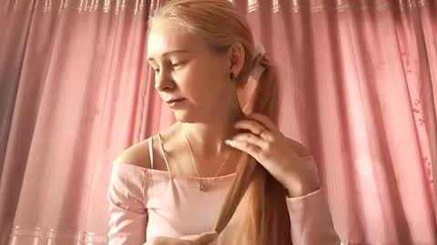 Snapshot of renettamaccarthy chatting on March 2026 05:36:01 AM Lana online show from March 2026 05:36:01 AM