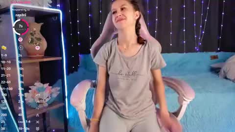 Christina online show from August 2026 05:15:01 PM
