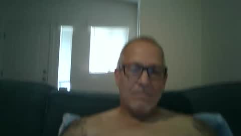 Snapshot of renewaz chatting on April 2026 06:53:02 PM Renewaz online show from April 2026 06:53:02 PM