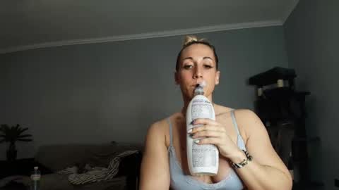 ReniGendur online show from April 2026 07:50:02 PM