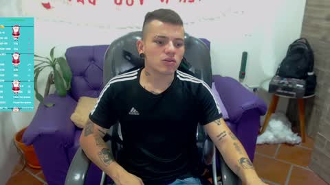 R E N E  online show from December 2024 10:44:02 PM