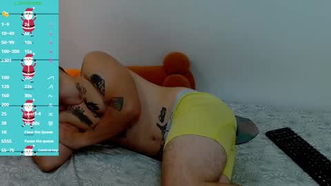 R E N E  online show from December 2024 10:01:02 PM