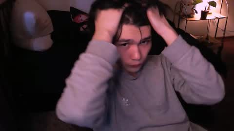 rennuts online show from November 2025 12:15:01 PM