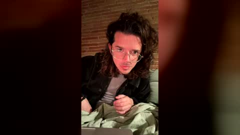 Snapshot of renzo_899 chatting on March 2026 03:19:01 AM Renzo online show from March 2026 03:19:01 AM