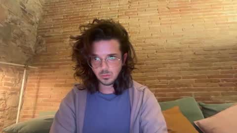 Renzo online show from July 2026 10:12:01 PM
