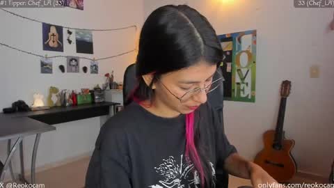 Snapshot of reoko_ chatting on June 2026 08:25:02 PM Reoko online show from June 2026 08:25:02 PM
