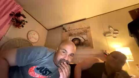 Snapshot of rette837 chatting on April 2026 05:51:02 AM rette837 online show from April 2026 05:51:02 AM
