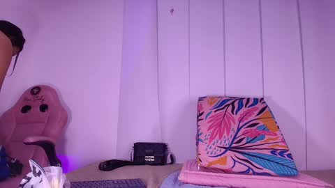 REVEN online show from October 2025 03:10:02 AM