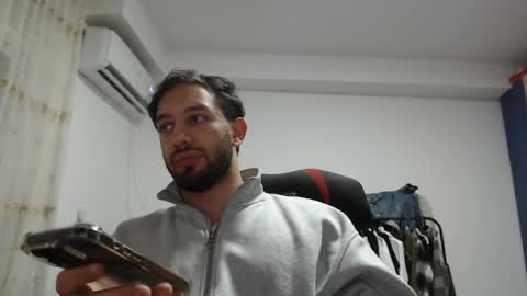 Chris online show from January 2025 04:33:02 AM