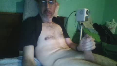 Snapshot of reyes_albert2006 chatting on December 2024 03:47:02 AM reyes_albert2006 online show from December 2024 03:47:02 AM