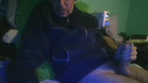 Snapshot of reyes_albert2006 chatting on January 2025 11:52:01 AM reyes_albert2006 online show from January 2025 11:52:01 AM