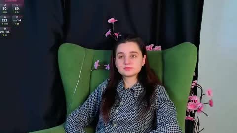 Snapshot of reynaedge chatting on June 2026 07:10:01 AM reynaedge online show from June 2026 07:10:01 AM