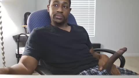 Snapshot of rfryre chatting on November 2025 12:25:01 PM Taye online show from November 2025 12:25:01 PM