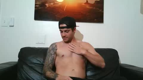 Snapshot of rguy114 chatting on February 2026 01:10:02 AM Ryan online show from February 2026 01:10:02 AM