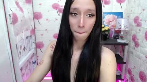 HI GUYS IM RHIAN PLEASE GIVE ME THUMBS UP online show from December 2024 09:12:02 PM