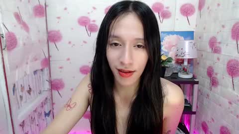 HI GUYS IM RHIAN PLEASE GIVE ME THUMBS UP online show from January 2025 01:47:01 AM