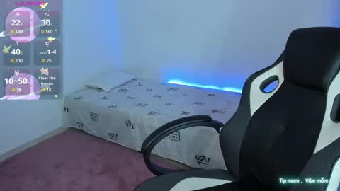 Snapshot of riana_kean chatting on February 2025 02:36:02 AM RianaK online show from February 2025 02:36:02 AM