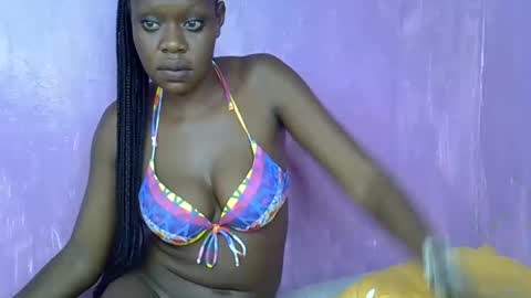 Snapshot of riana_sha chatting on March 2025 06:50:01 PM riana_sha online show from March 2025 06:50:01 PM