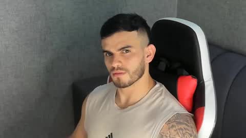 ricardogonzalez666 online show from January 2025 05:55:02 PM