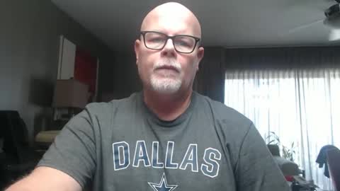 Snapshot of rich32937 chatting on January 2025 01:10:02 PM rich32937 online show from January 2025 01:10:02 PM