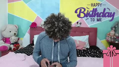 Snapshot of rich_de_la_rosa chatting on December 2024 05:27:02 AM rich and kitty online show from December 2024 05:27:02 AM