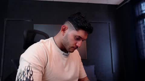 Snapshot of richard_milleer chatting on May 2026 05:07:01 PM Ricardo online show from May 2026 05:07:01 PM
