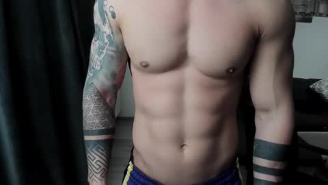 Snapshot of richarddarell chatting on January 2026 06:06:02 AM RichardDarell online show from January 2026 06:06:02 AM