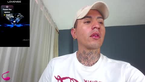 Snapshot of richi_grubby chatting on December 2024 08:25:02 PM David online show from December 2024 08:25:02 PM